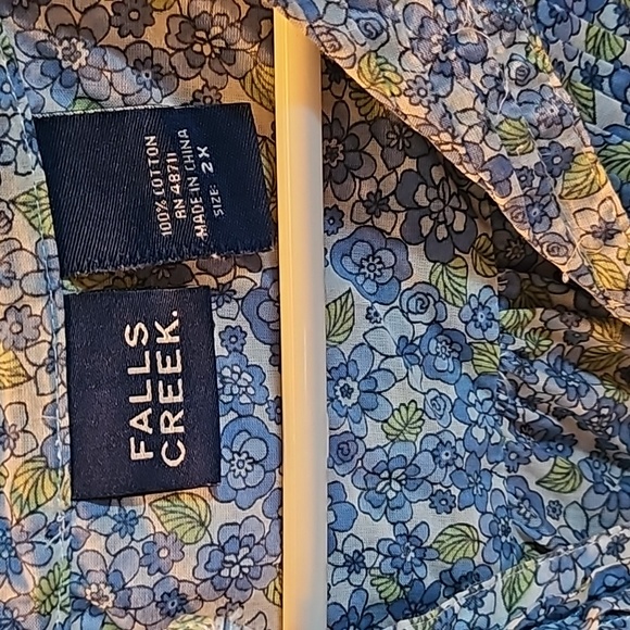 Cute capped sleeve tunic - Picture 2 of 5